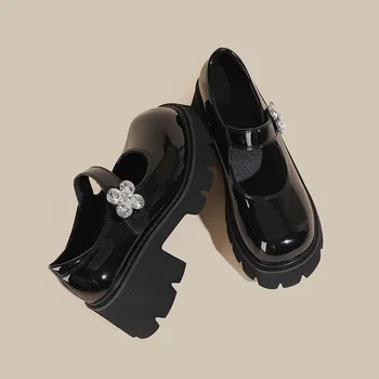 LIHUAMAO/ лоферы Mary jane из лакированной кожи на платформе и массивном каблуке; женские туфли в стиле Лолиты с круглым носком; модная униформа для косплея; модельные туфли